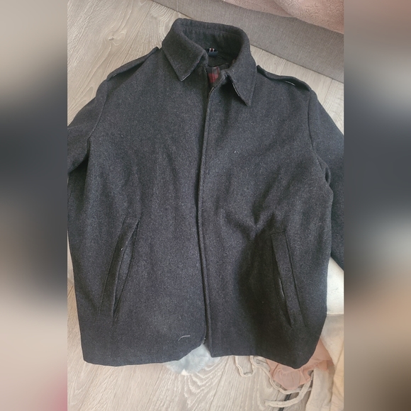 AUTHENTIC Tommy Hilfiger Jacket - Picture 2 of 8